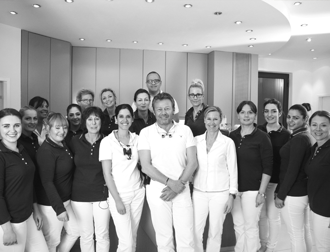 Team der Praxis Dr. Norbert Sörgel Team der Praxis Dr. Norbert Sörgel